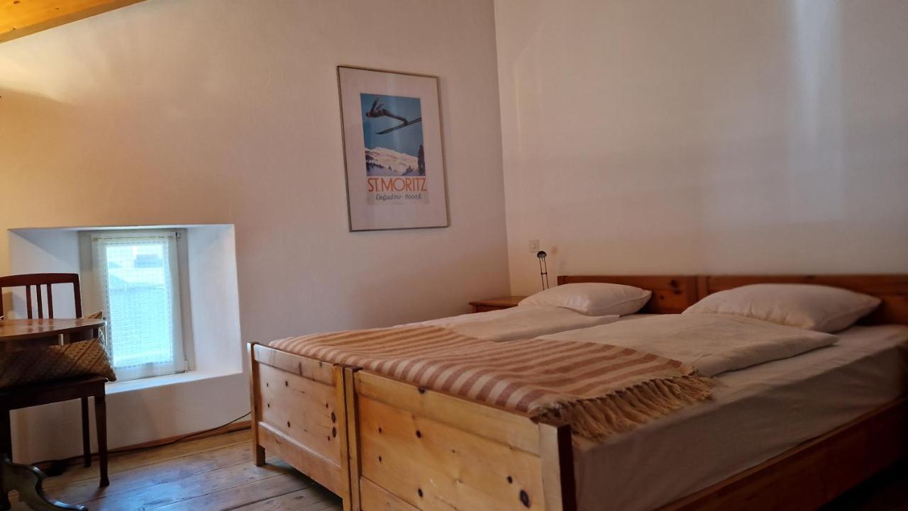 Bed and Breakfast Weisses Kreuz - Crusch Alva à Samedan Extérieur photo