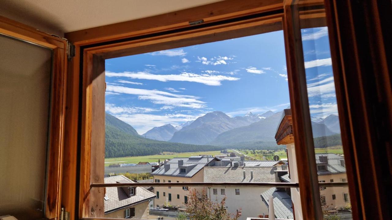 Bed and Breakfast Weisses Kreuz - Crusch Alva à Samedan Extérieur photo