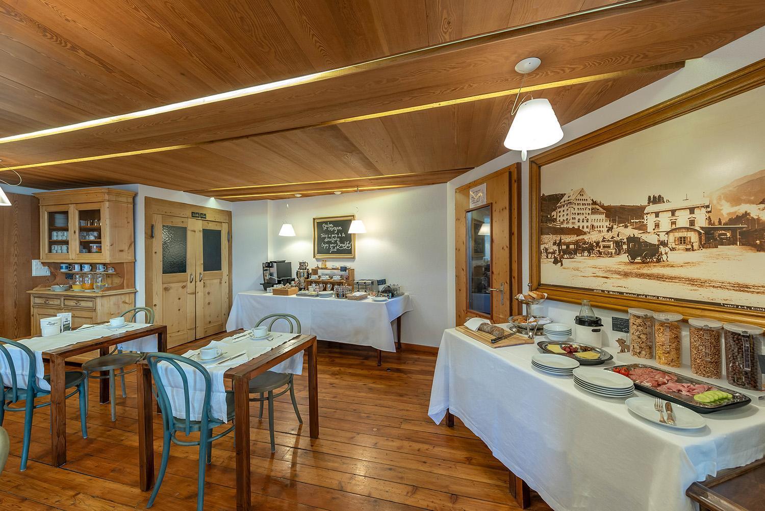 Bed and Breakfast Weisses Kreuz - Crusch Alva à Samedan Extérieur photo