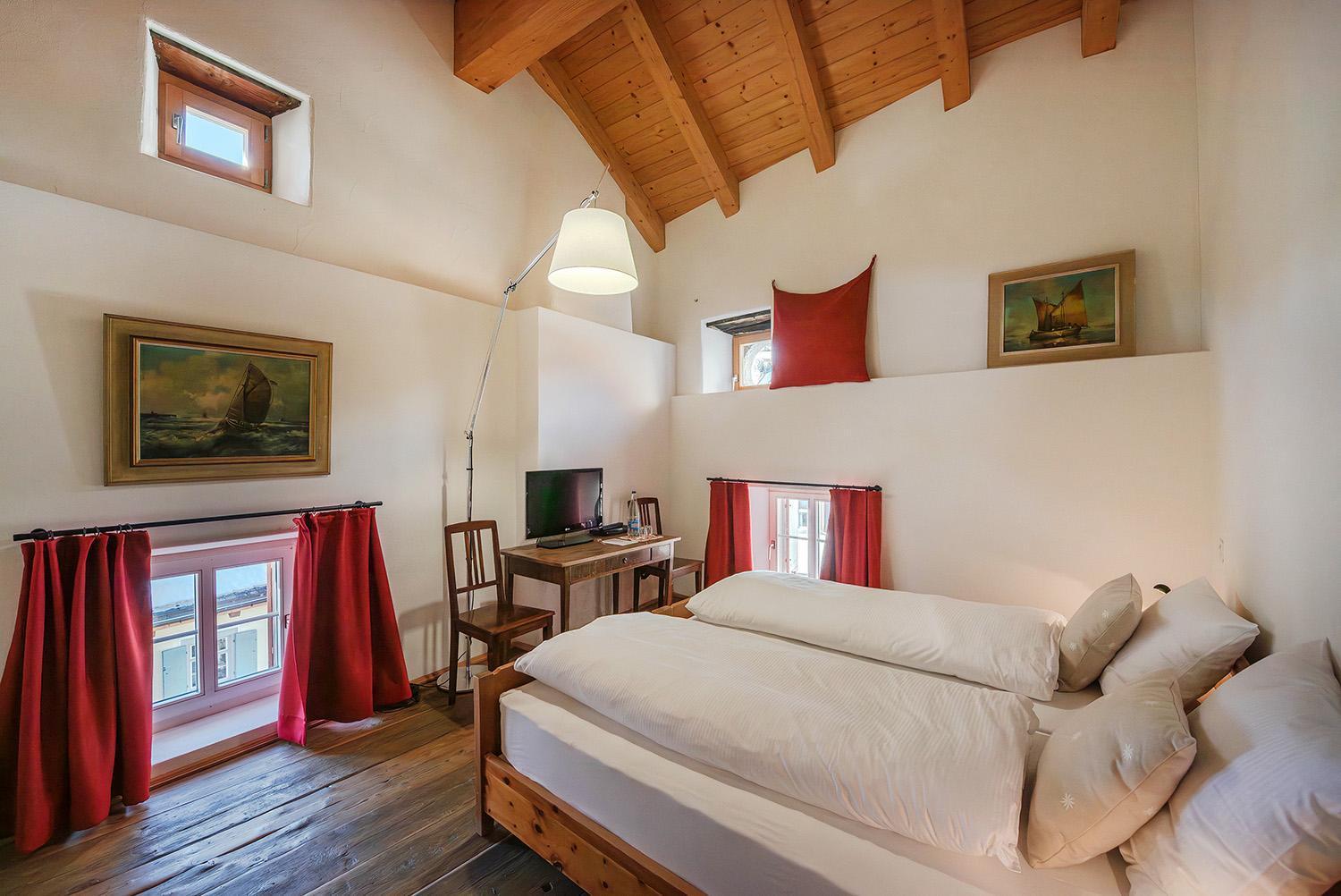 Bed and Breakfast Weisses Kreuz - Crusch Alva à Samedan Extérieur photo