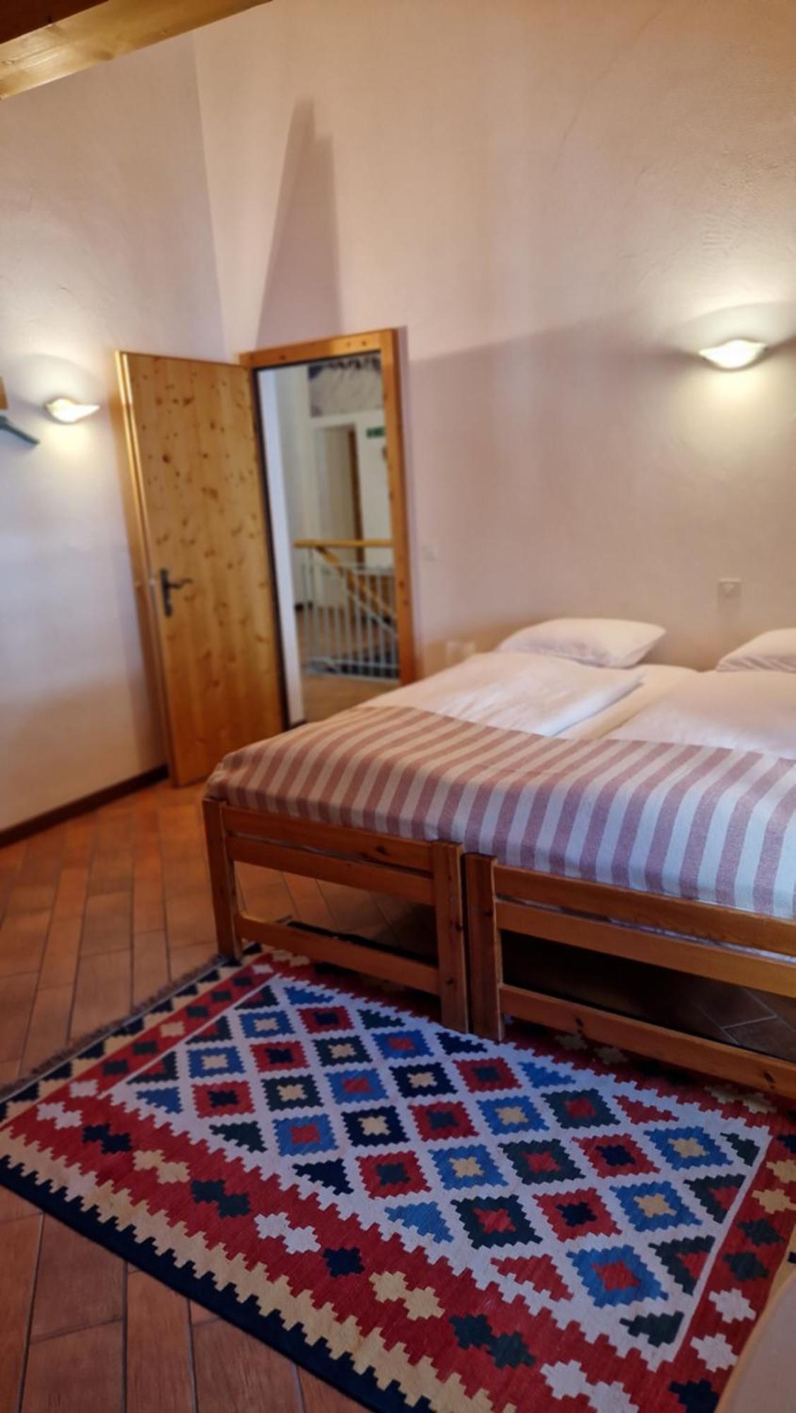 Bed and Breakfast Weisses Kreuz - Crusch Alva à Samedan Extérieur photo